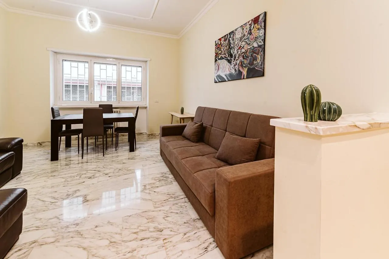 Nikki Home - Valle Aurelia Rzym